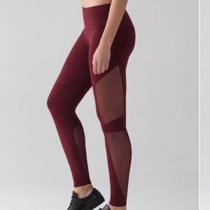 LULULEMON Reveal 7/8 tight